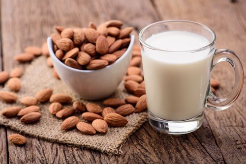 Almonds – Advantages, Dietary Worth and Recipes