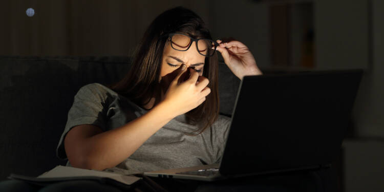 How to Deal with Digital Eye Strain
