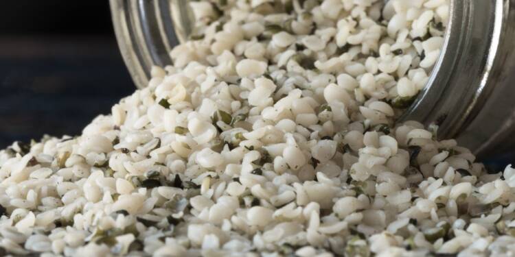 Hemp Hearts: The Wholesome Meals for Your Coronary heart