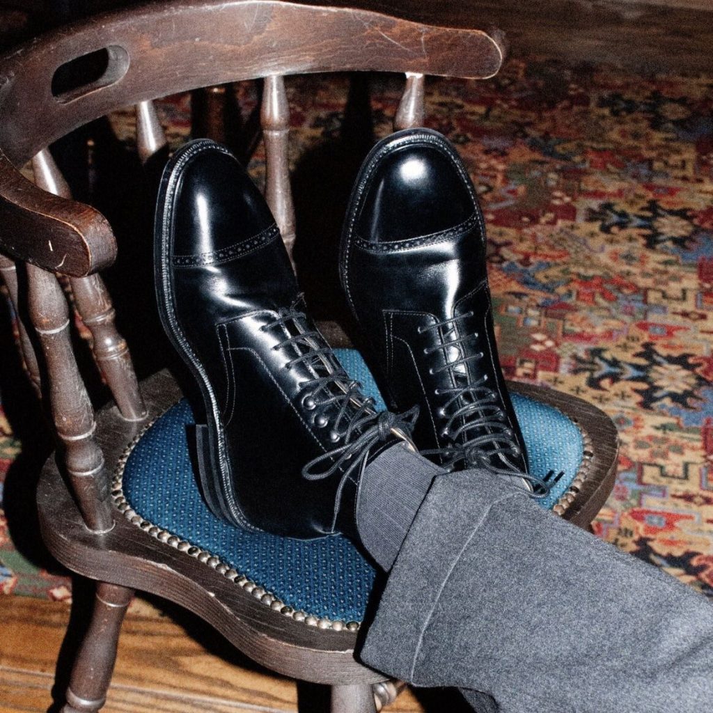 8 Greatest Enterprise Informal Footwear For Males: Investments To Higher Your Workwear 2023